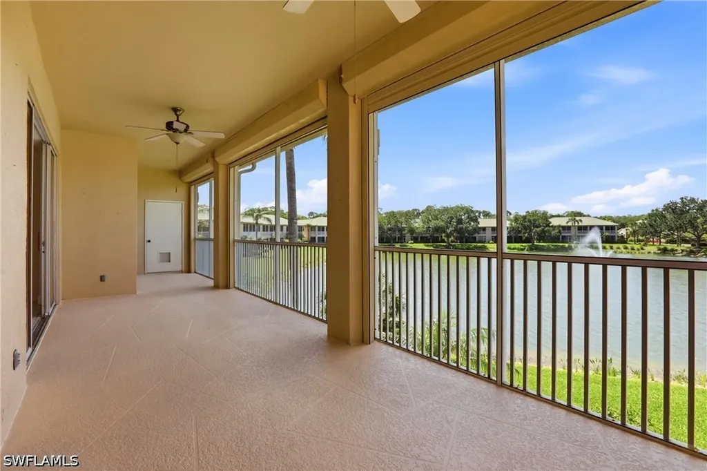 566 Vintage Reserve Lane Naples FL 34119