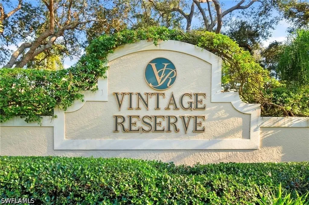 566 Vintage Reserve Lane Naples FL 34119