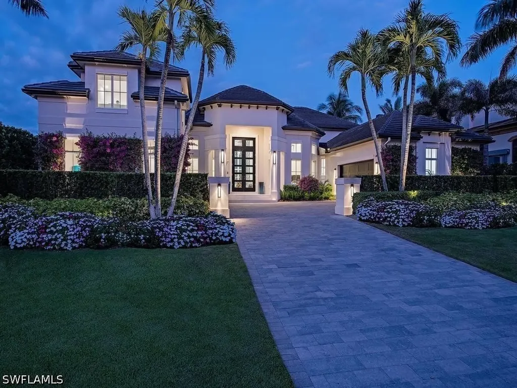 Naples FL, 1959 4TH Street S