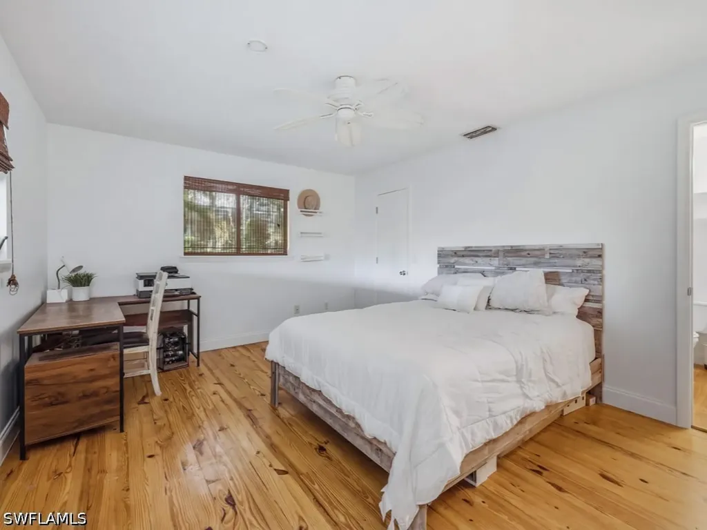 2022 Frederick Street Naples FL 34112
