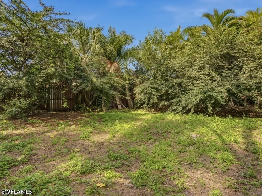2022 Frederick Street Naples FL 34112