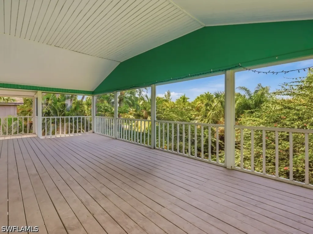 2022 Frederick Street Naples FL 34112