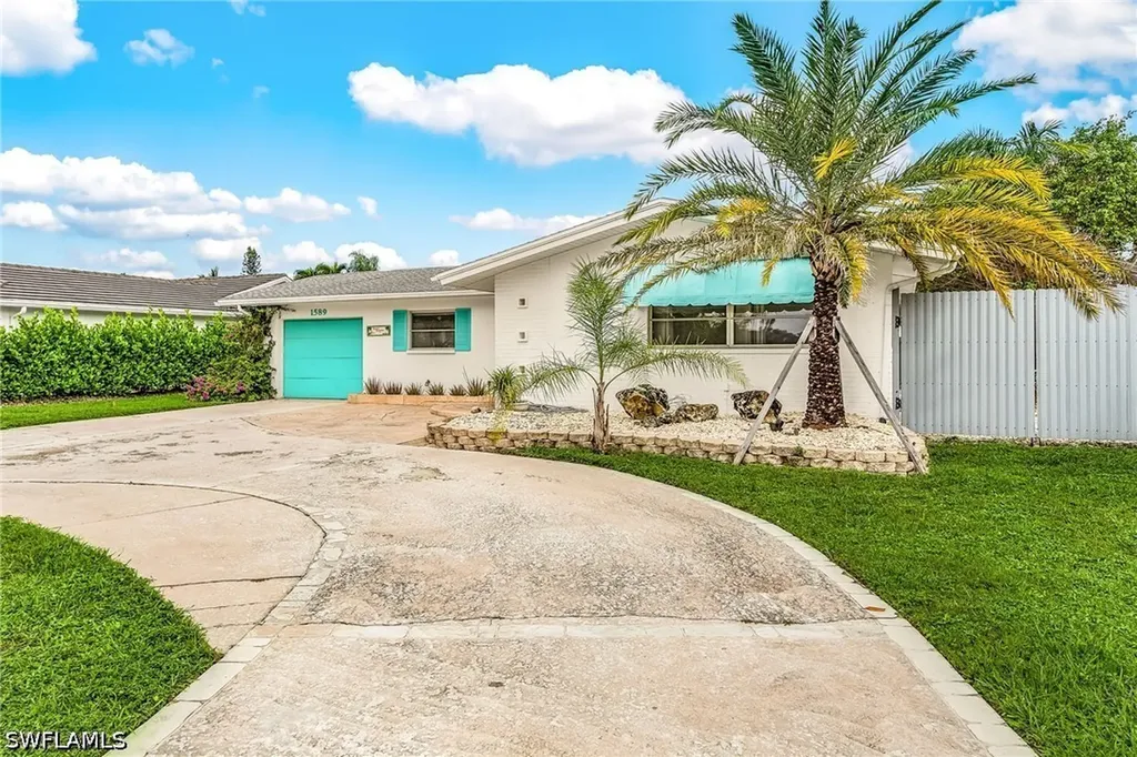 1589 Osprey Avenue Naples FL 34102