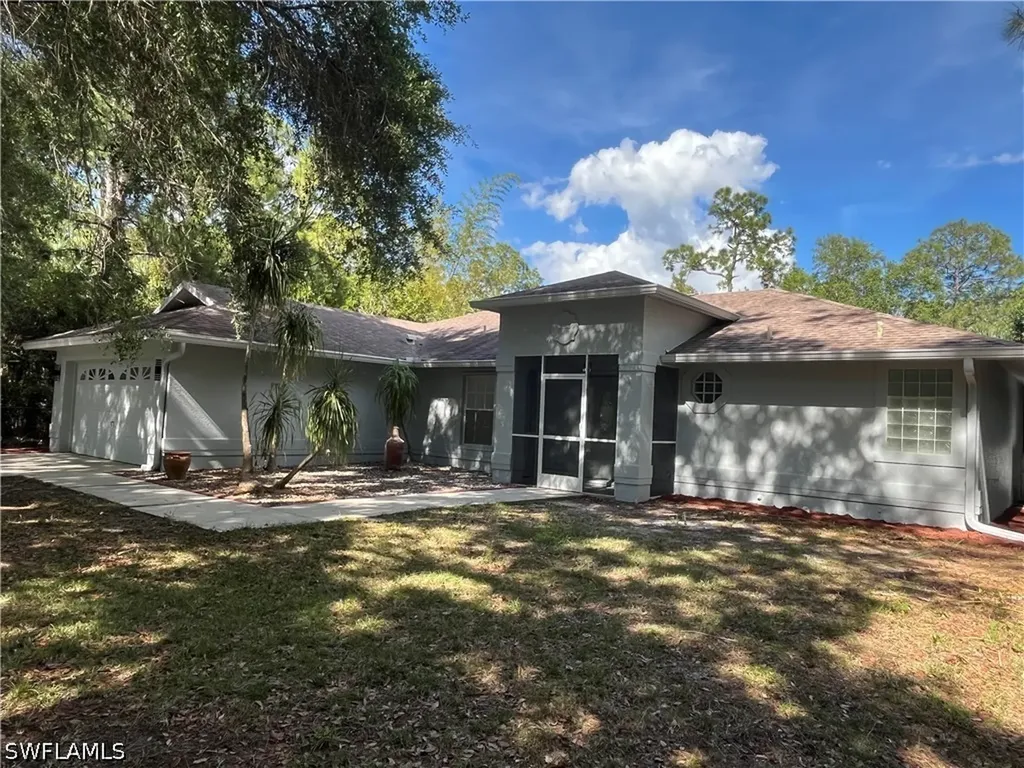 2730 4th Street NW Naples FL 34120