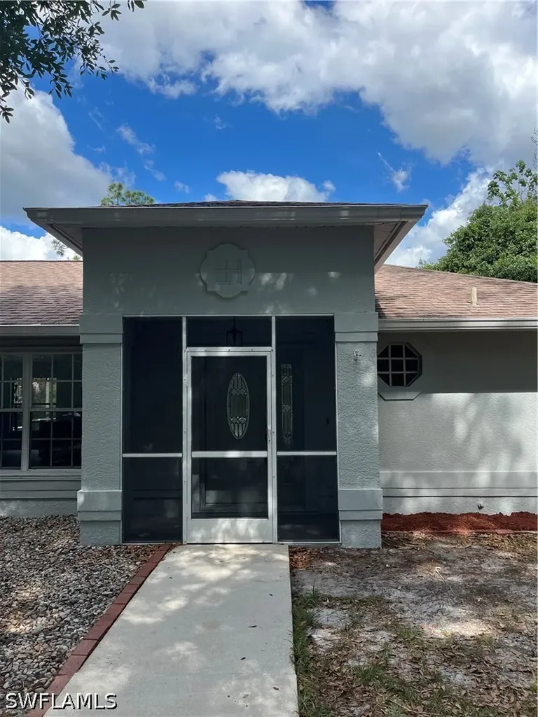 2730 4th Street NW Naples FL 34120