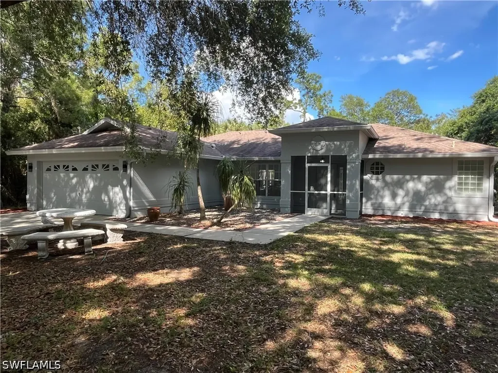 2730 4th Street NW Naples FL 34120