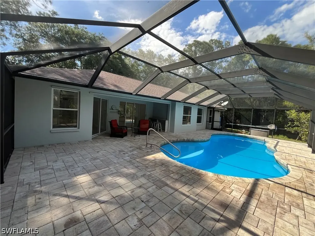 2730 4th Street NW Naples FL 34120