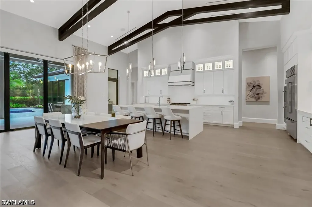12 Banyan Road Naples FL 34108