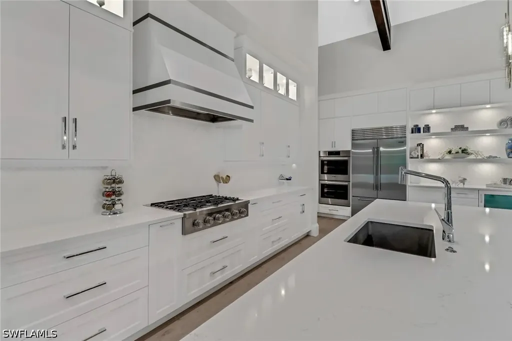 12 Banyan Road Naples FL 34108