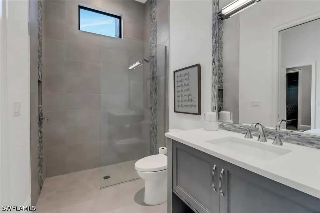 12 Banyan Road Naples FL 34108