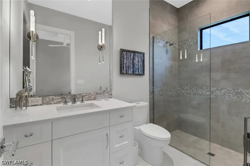 12 Banyan Road Naples FL 34108