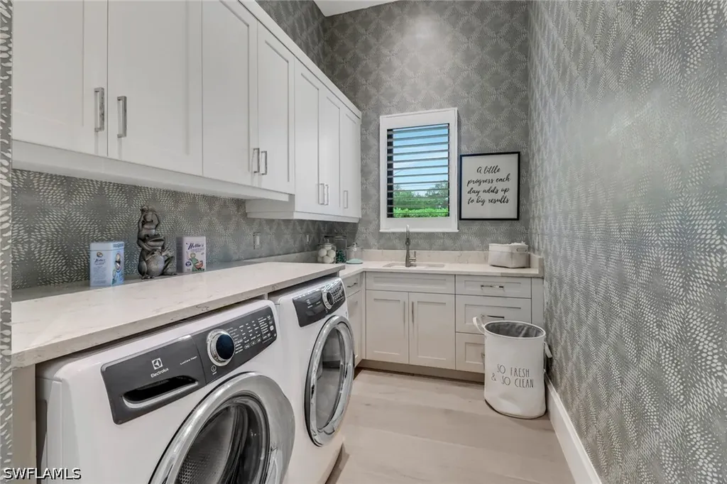12 Banyan Road Naples FL 34108