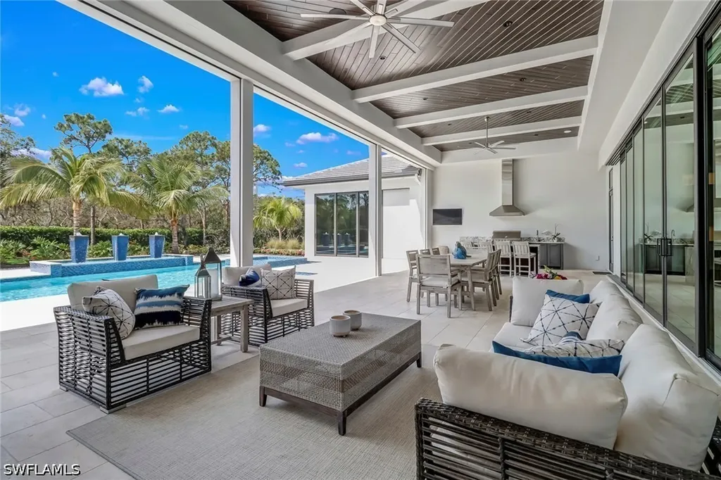 12 Banyan Road Naples FL 34108