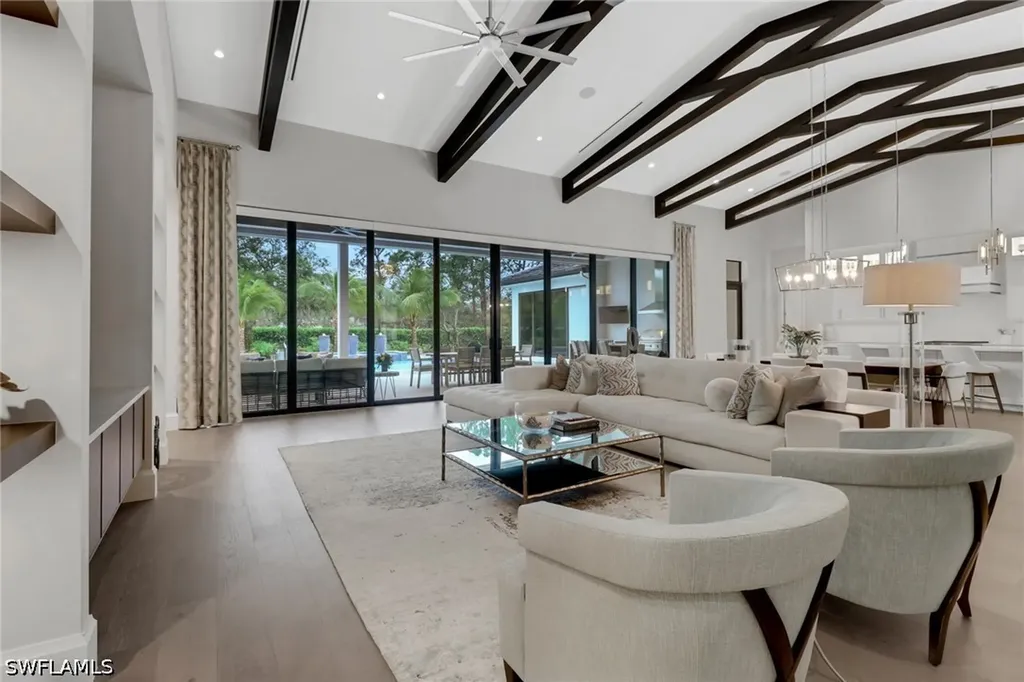 12 Banyan Road Naples FL 34108