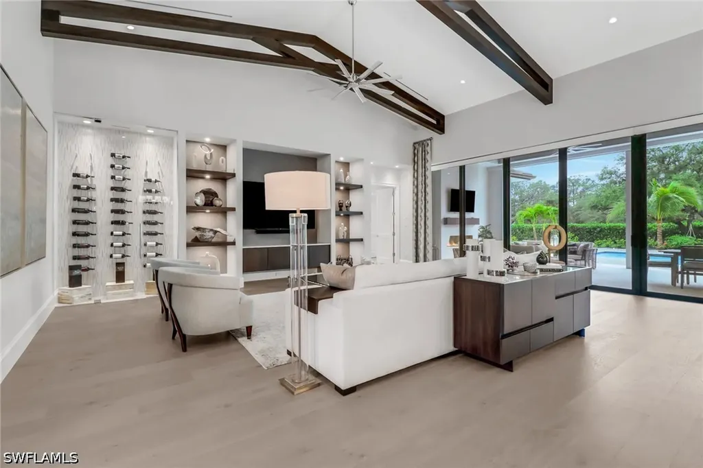 12 Banyan Road Naples FL 34108