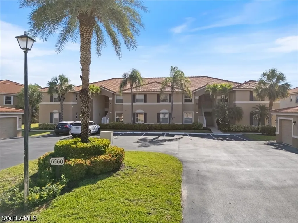 6560 Huntington Lakes Circle Naples FL 34119