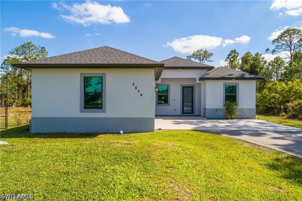 3574 50th Avenue NE Naples FL 34120