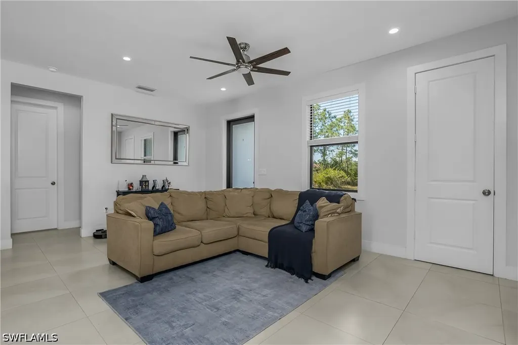 3574 50th Avenue NE Naples FL 34120