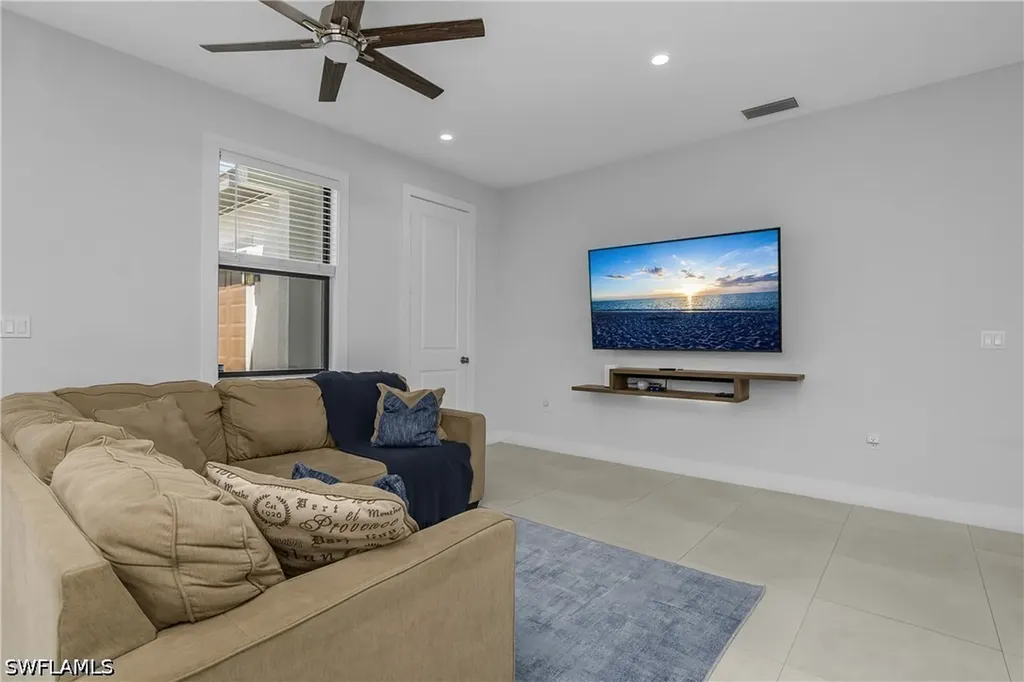 3574 50th Avenue NE Naples FL 34120