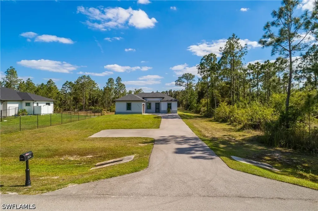 3574 50th Avenue NE Naples FL 34120