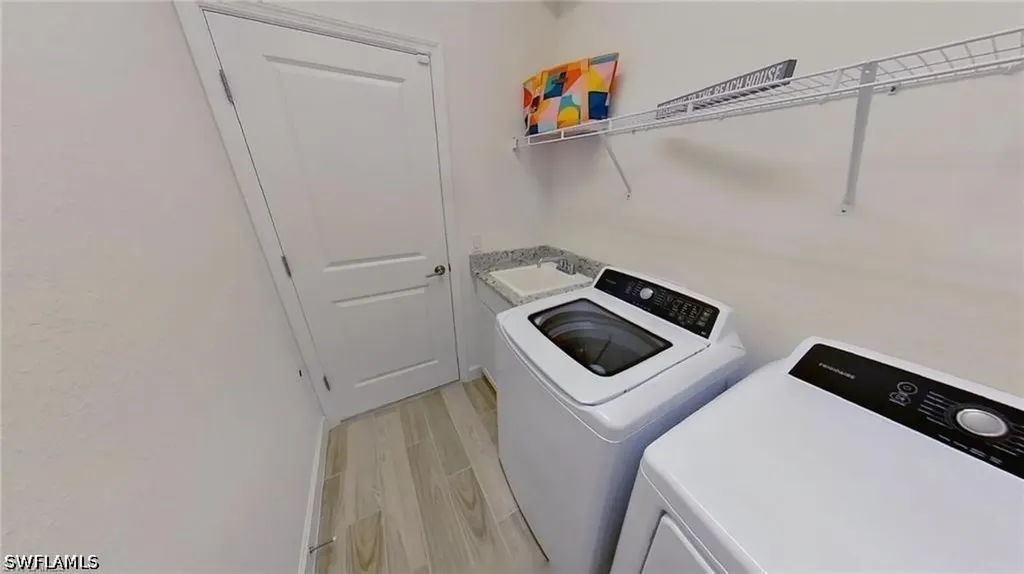 1813 Lema Court Naples FL 34120