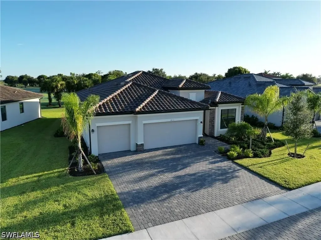1813 Lema Court Naples FL 34120