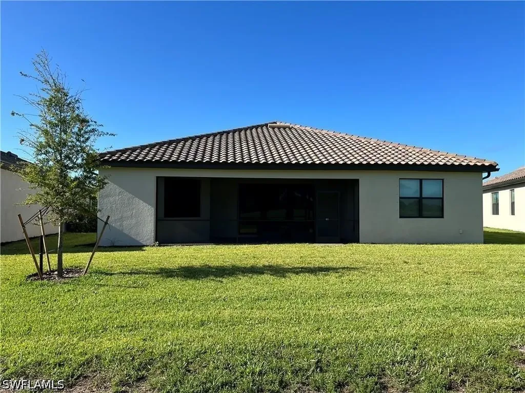 1813 Lema Court Naples FL 34120