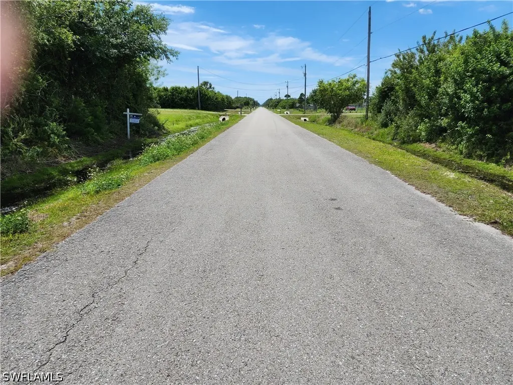60TH Avenue NE Naples FL 34120