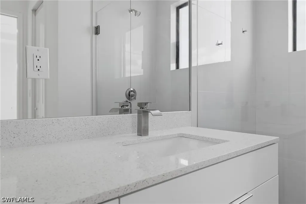 602 NW 25th Terrace Cape Coral FL 33993
