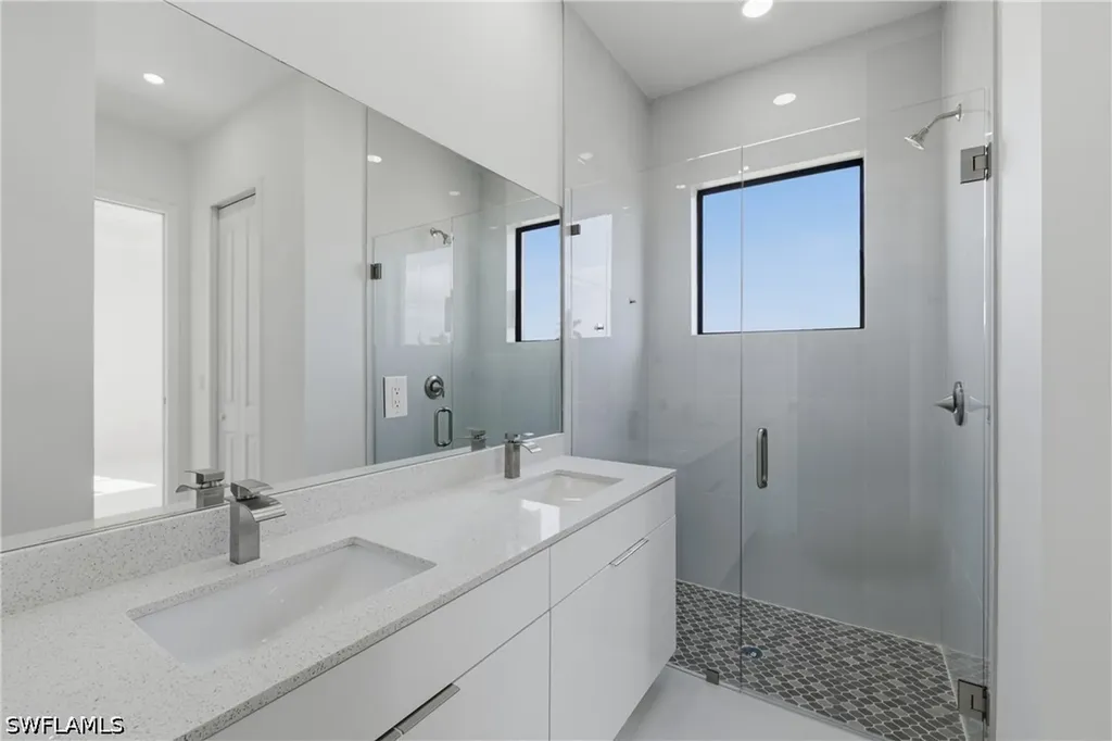 602 NW 25th Terrace Cape Coral FL 33993
