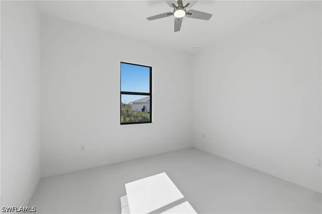 602 NW 25th Terrace Cape Coral FL 33993