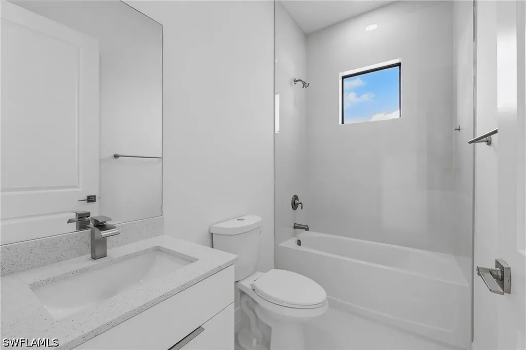 602 NW 25th Terrace Cape Coral FL 33993
