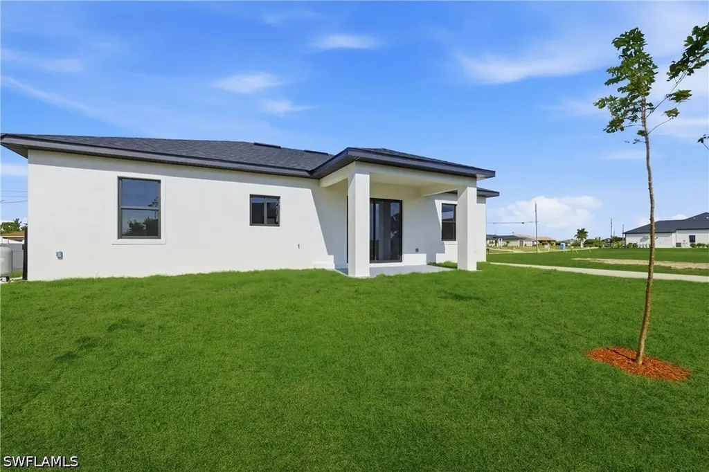 602 NW 25th Terrace Cape Coral FL 33993