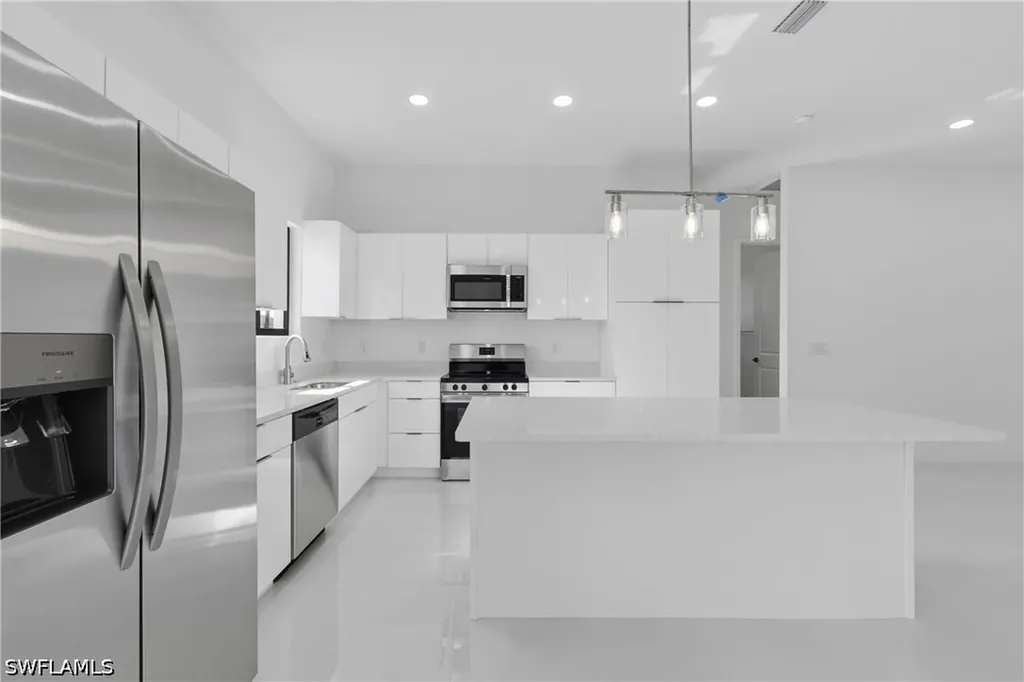 602 NW 25th Terrace Cape Coral FL 33993