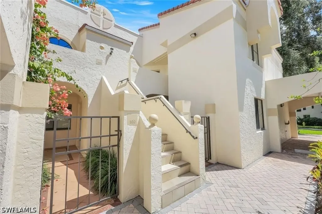 6555 Valen Way Naples FL 34108