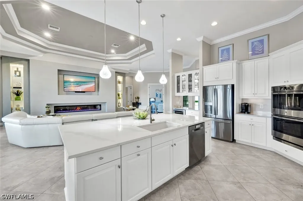 8675 Amour Court Naples FL 34119