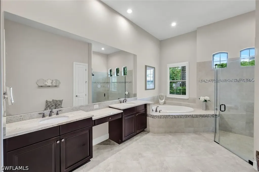 8675 Amour Court Naples FL 34119
