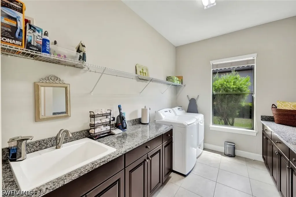 8675 Amour Court Naples FL 34119