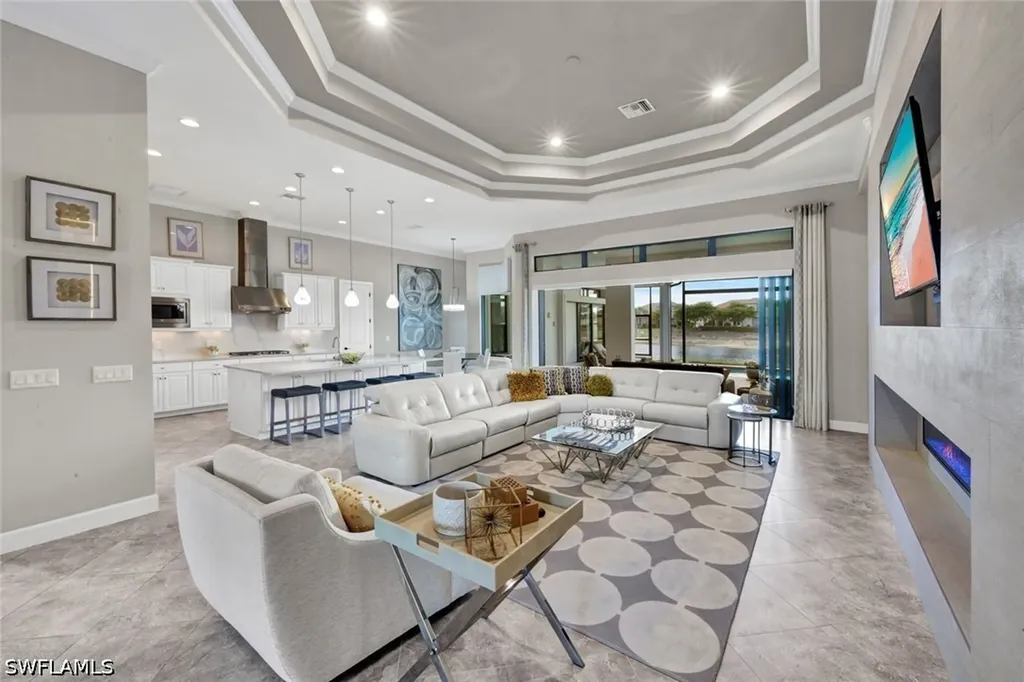8675 Amour Court Naples FL 34119