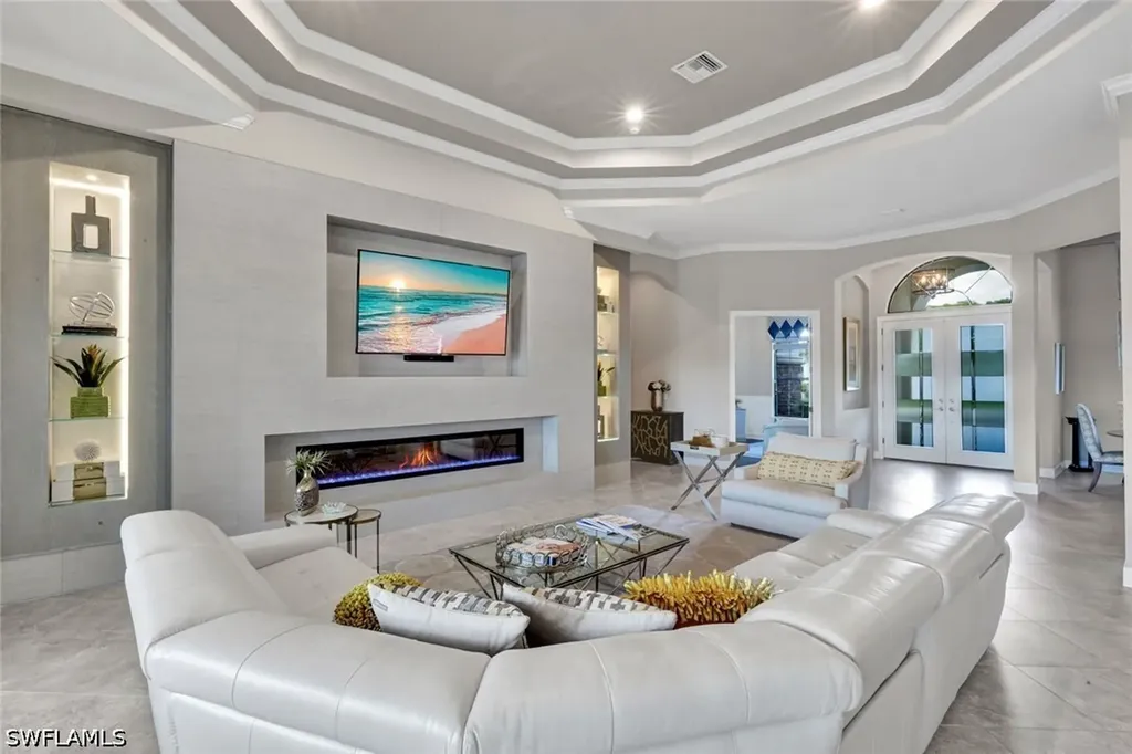 8675 Amour Court Naples FL 34119