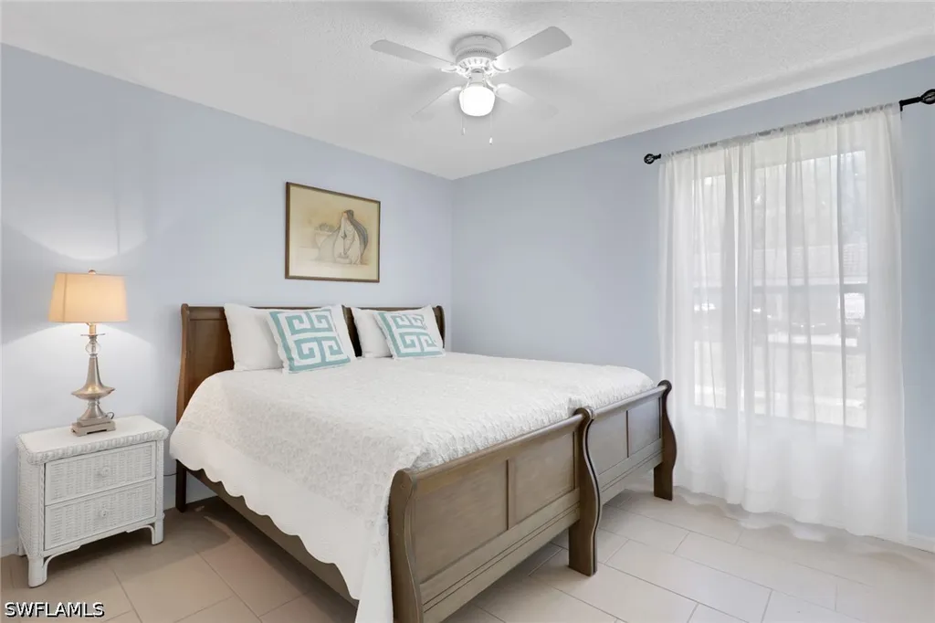 2214 Arbour Walk Circle Naples FL 34109