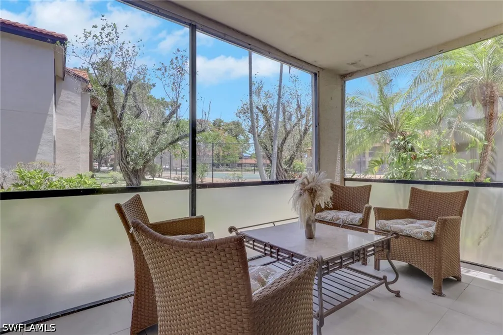 2214 Arbour Walk Circle Naples FL 34109