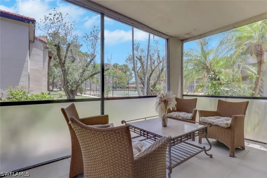 2214 Arbour Walk Circle Naples FL 34109