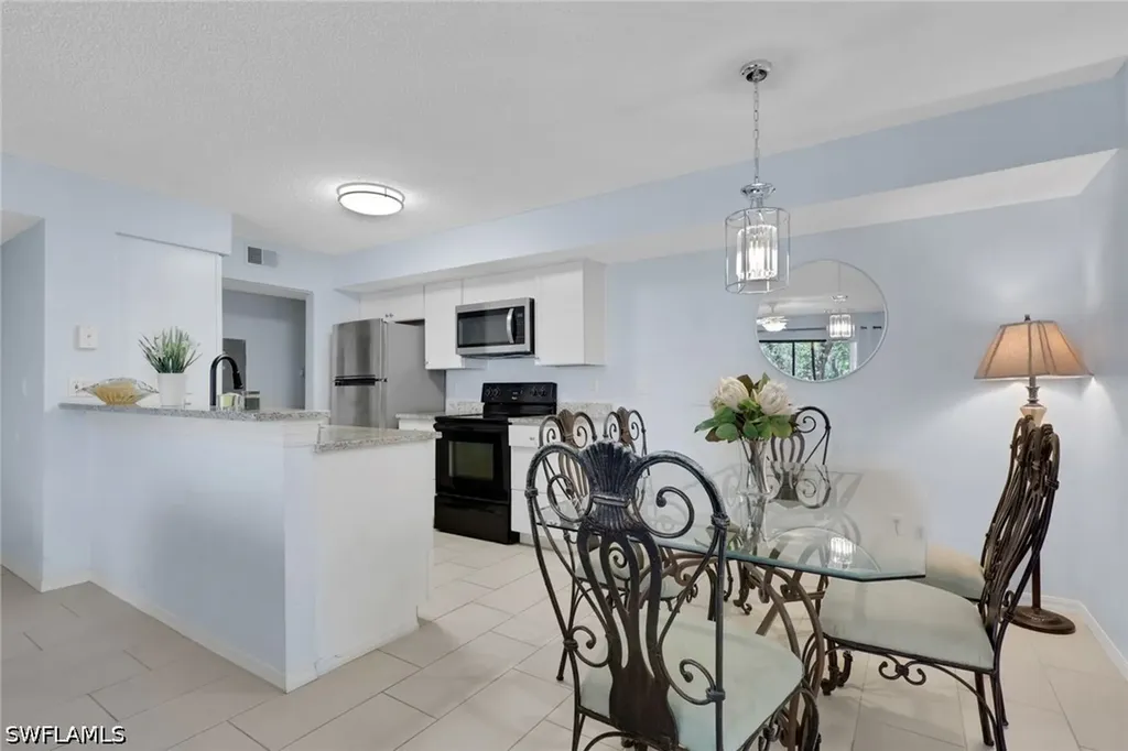2214 Arbour Walk Circle Naples FL 34109