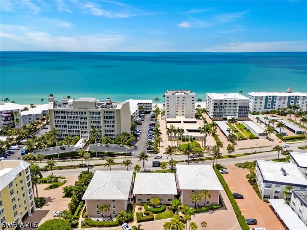 1910 Gulf Shore Boulevard N Naples FL 34102