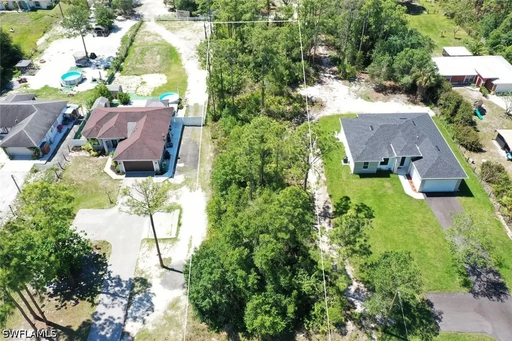 Xxx 66th Avenue NE Naples FL 34120