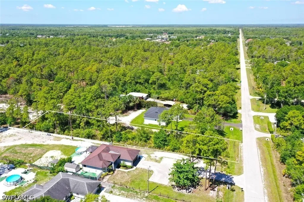 Xxx 66th Avenue NE Naples FL 34120