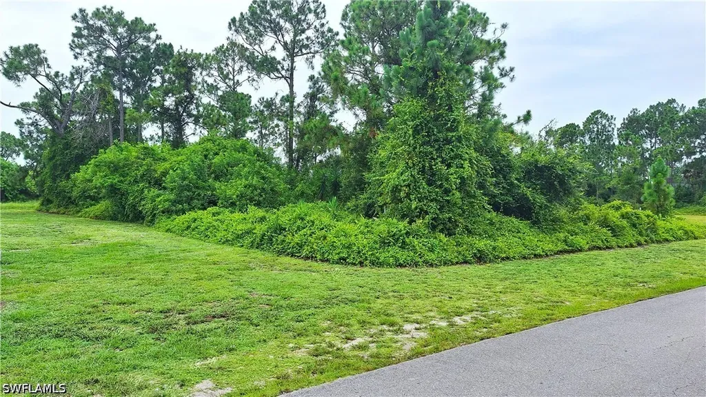 1033 Parker Court Lehigh Acres FL 33974