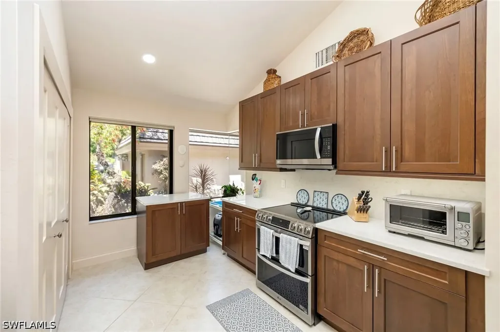 144 Bears Paw Trail Naples FL 34105