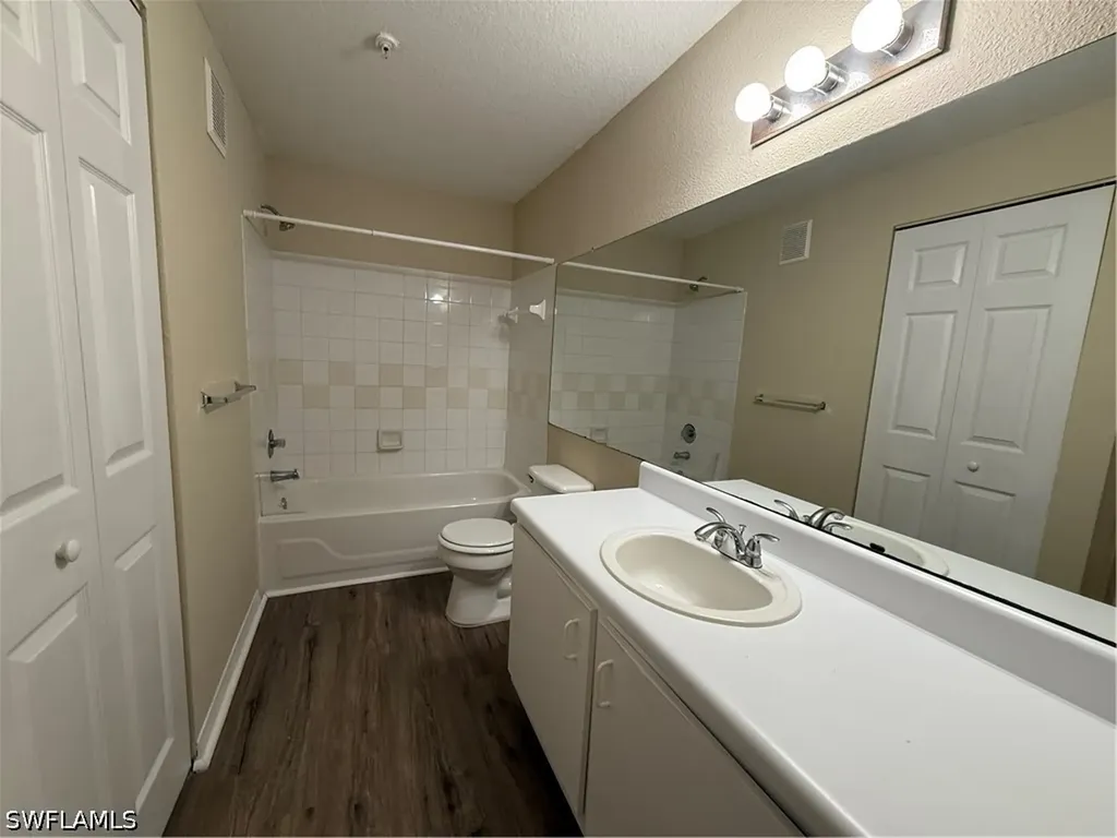 11530 Villa Grand Fort Myers FL 33913